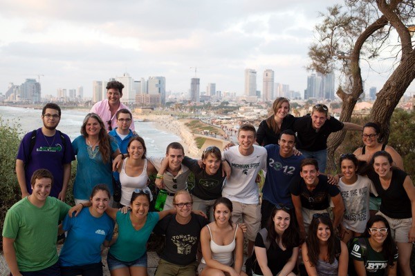 Yael Aronoff leading the Serling Institute Study Abroad Program to the Hebrew University in Israel, summer 2013.