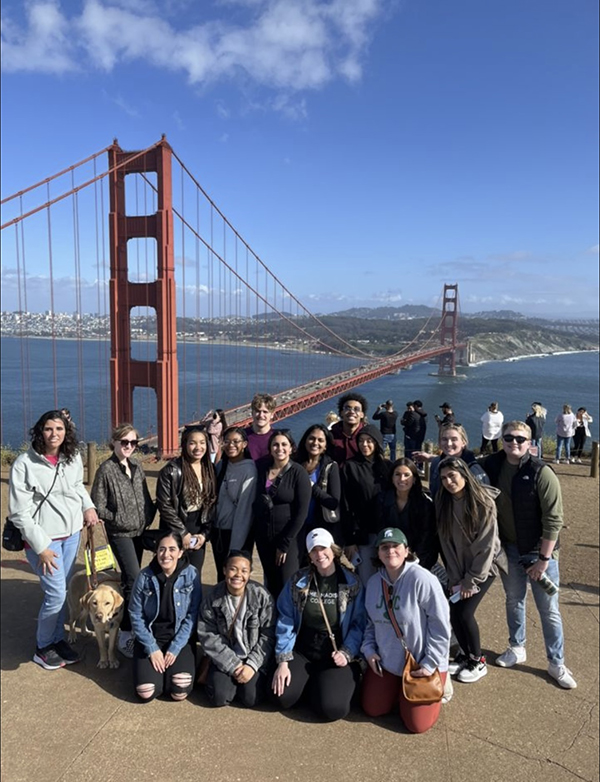 Group of students standing in front of Golden Gate Bridge